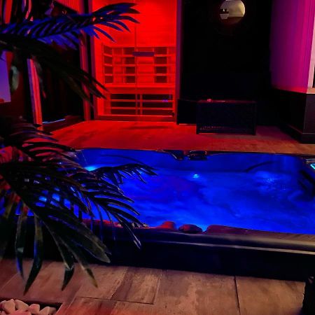 La Suite Grenoble Spa Jacuzzi Et Sauna Privatif Εξωτερικό φωτογραφία