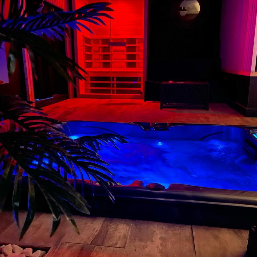 La Suite Grenoble Spa Jacuzzi Et Sauna Privatif Εξωτερικό φωτογραφία