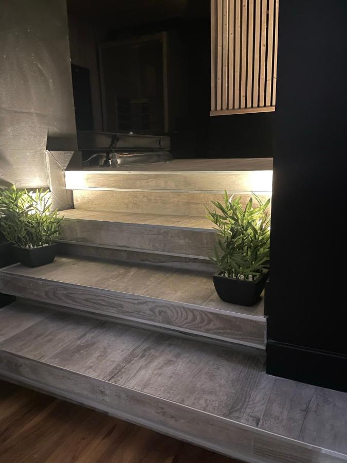 La Suite Grenoble Spa Jacuzzi Et Sauna Privatif Εξωτερικό φωτογραφία