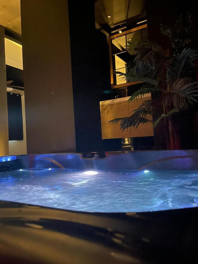 La Suite Grenoble Spa Jacuzzi Et Sauna Privatif Εξωτερικό φωτογραφία