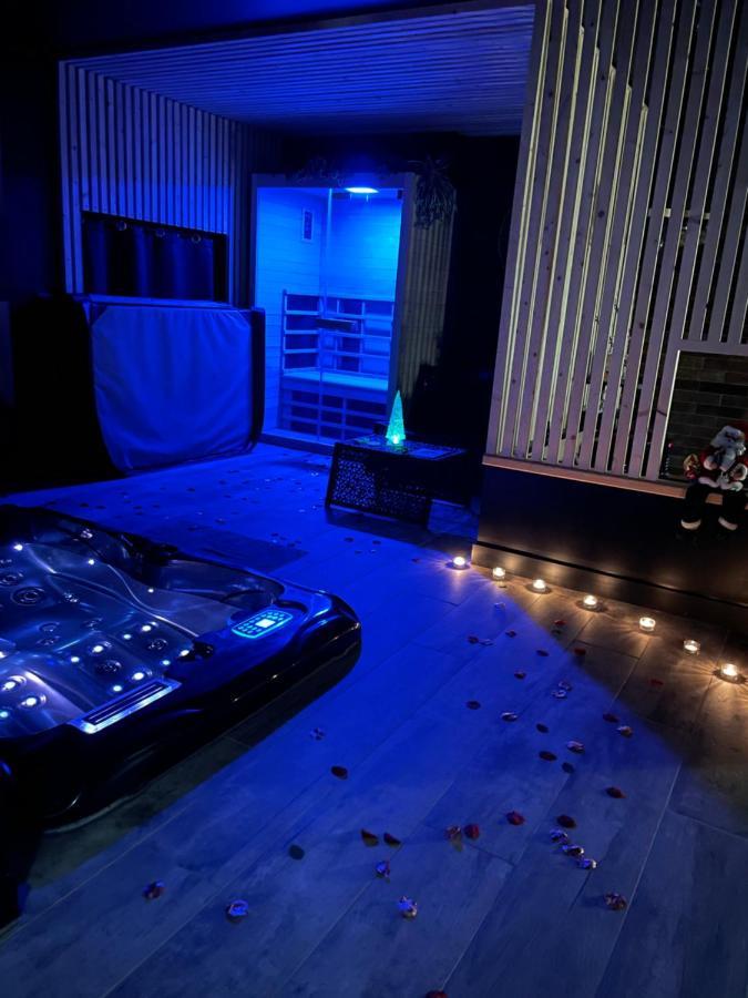 La Suite Grenoble Spa Jacuzzi Et Sauna Privatif Εξωτερικό φωτογραφία